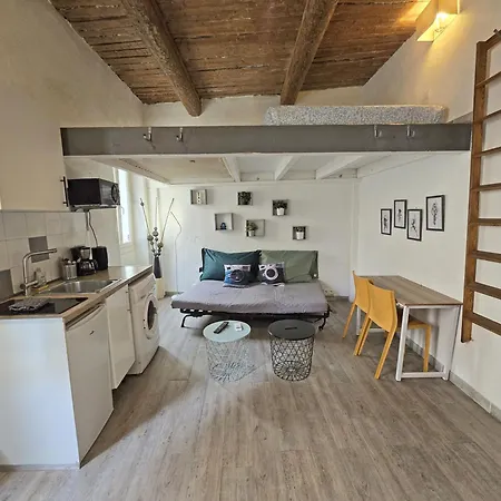 Gregbnb - Mezzanine - Climatise - 15min Gare *